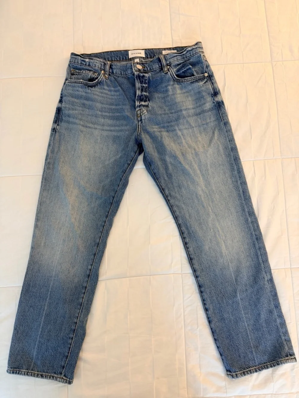 FRAME Iceberg Wash Relaxed Straight Leg Jeans Size 28 - Picture 4 of 10